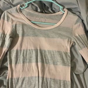Long sleeve grey and pink shirt